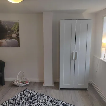 Salamander Inkl Sauna Semesterbostad *